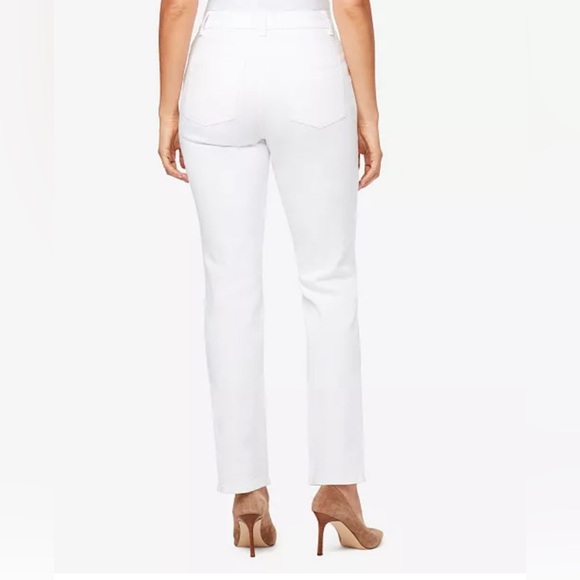 Gloria Vanderbilt Women's White Straight Leg Jeans - Picture 3 of 3